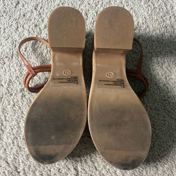 Heels - Picture 3 of 4